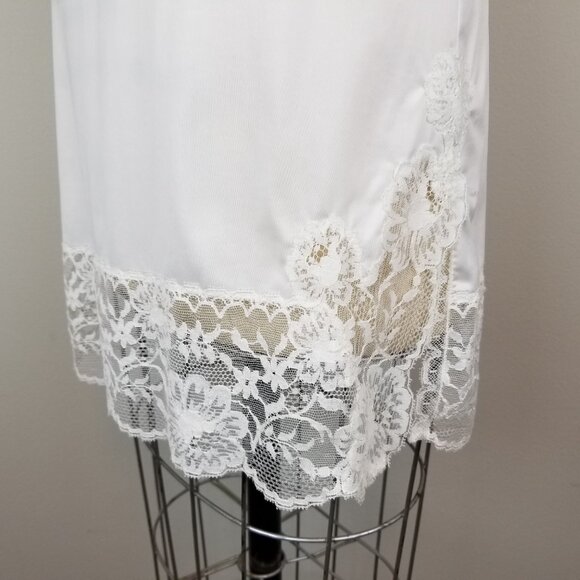 Vintage 1950's White Lace Trimmed Full Slip by Van Raalte Ladies 32 ~ Small - Picture 5 of 8